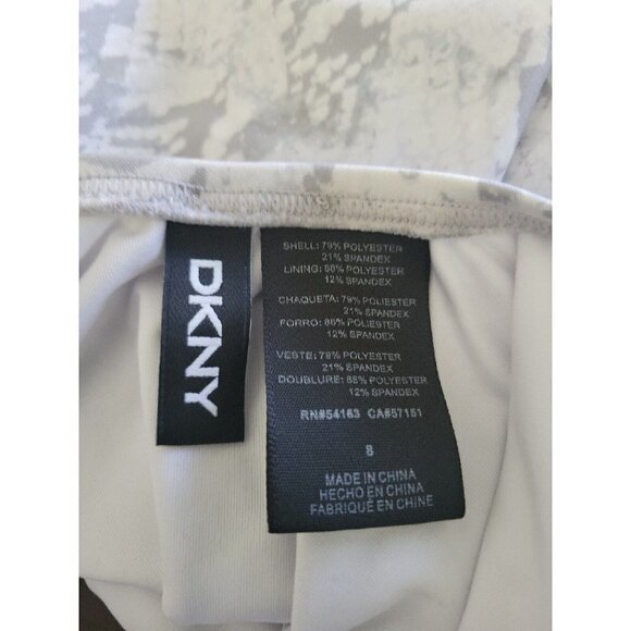 Dkny PEARL GREY Printed Peek-a-Boo Twist One Piece Swimsuit. Size 8. NWT $118 - Picture 4 of 4